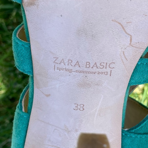 Beautiful Turquoise Zara Suede heels 💚 - Picture 3 of 4